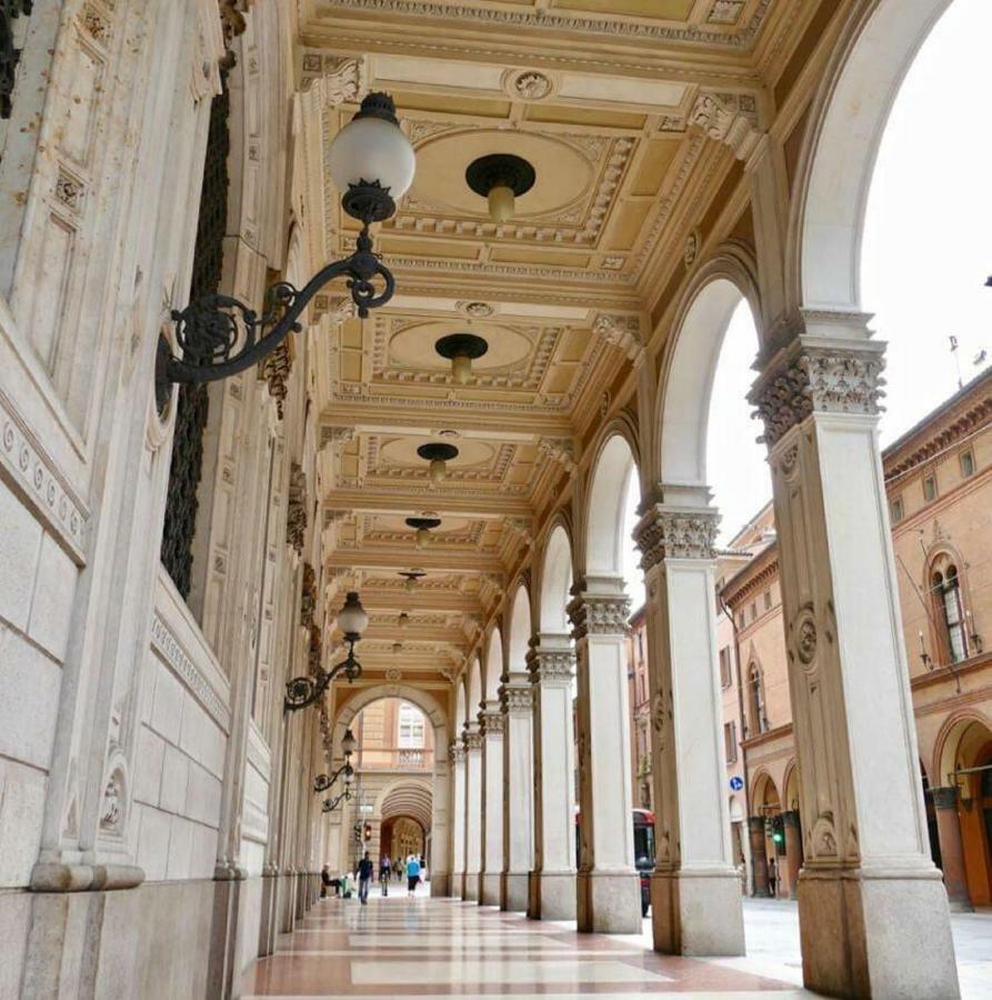Light & Colours Apartment Bologna Exterior photo